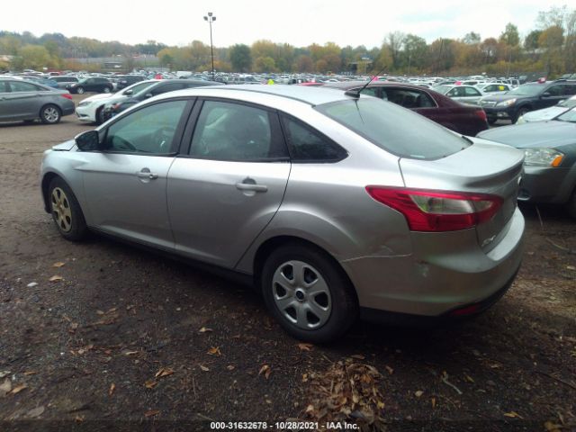 Photo 2 VIN: 1FADP3F21DL237470 - FORD FOCUS 