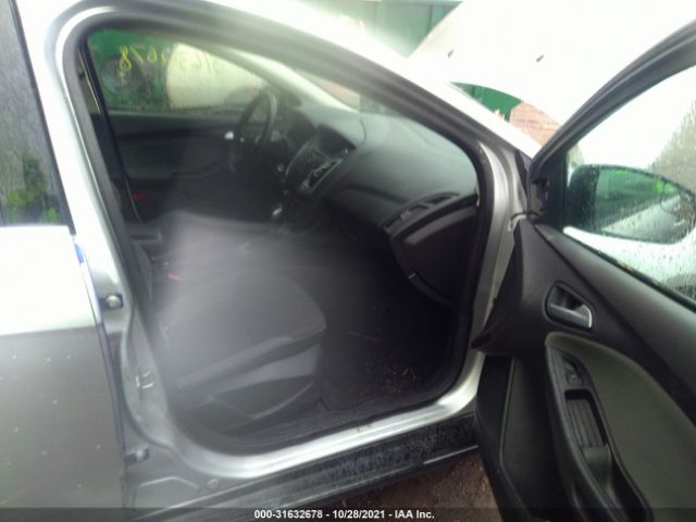 Photo 4 VIN: 1FADP3F21DL237470 - FORD FOCUS 