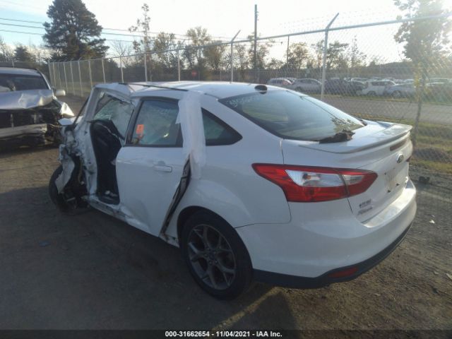 Photo 2 VIN: 1FADP3F21DL247674 - FORD FOCUS 