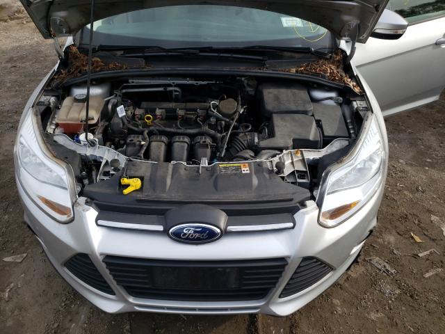 Photo 6 VIN: 1FADP3F21DL254821 - FORD FOCUS SE 