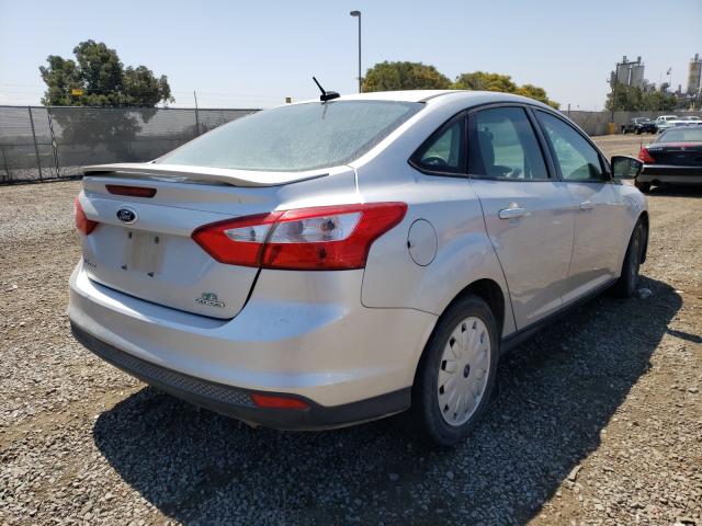 Photo 3 VIN: 1FADP3F21DL319456 - FORD FOCUS SE 