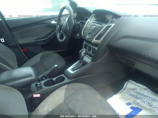 Photo 4 VIN: 1FADP3F21DL320963 - FORD FOCUS 