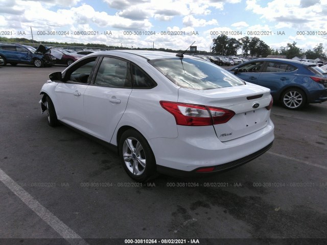 Photo 2 VIN: 1FADP3F21EL215437 - FORD FOCUS 