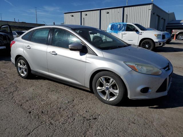 Photo 3 VIN: 1FADP3F21EL282426 - FORD FOCUS SE 