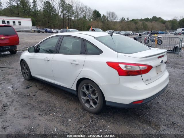 Photo 2 VIN: 1FADP3F21EL444300 - FORD FOCUS 