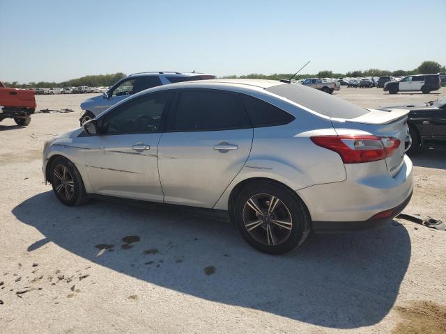 Photo 1 VIN: 1FADP3F21EL450887 - FORD FOCUS SE 