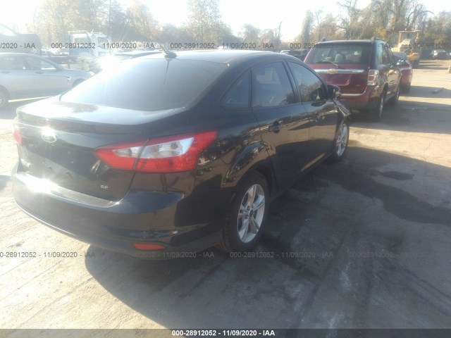 Photo 3 VIN: 1FADP3F21EL458438 - FORD FOCUS 