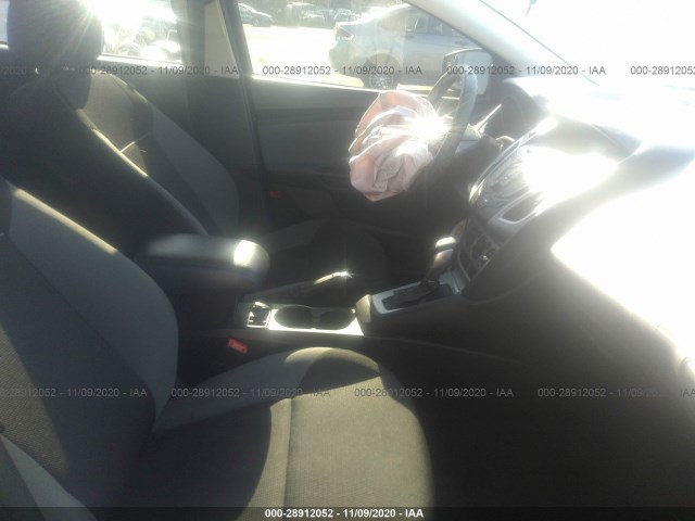 Photo 4 VIN: 1FADP3F21EL458438 - FORD FOCUS 