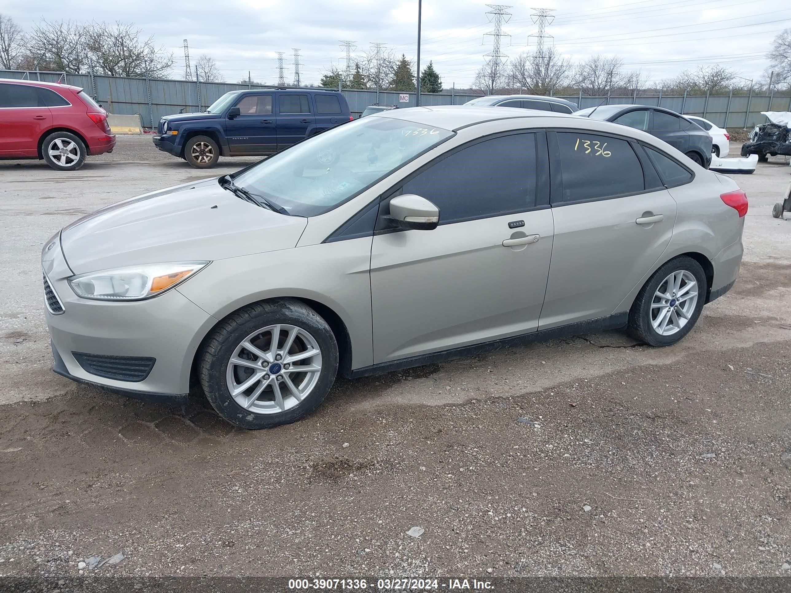 Photo 1 VIN: 1FADP3F21FL255552 - FORD FOCUS 