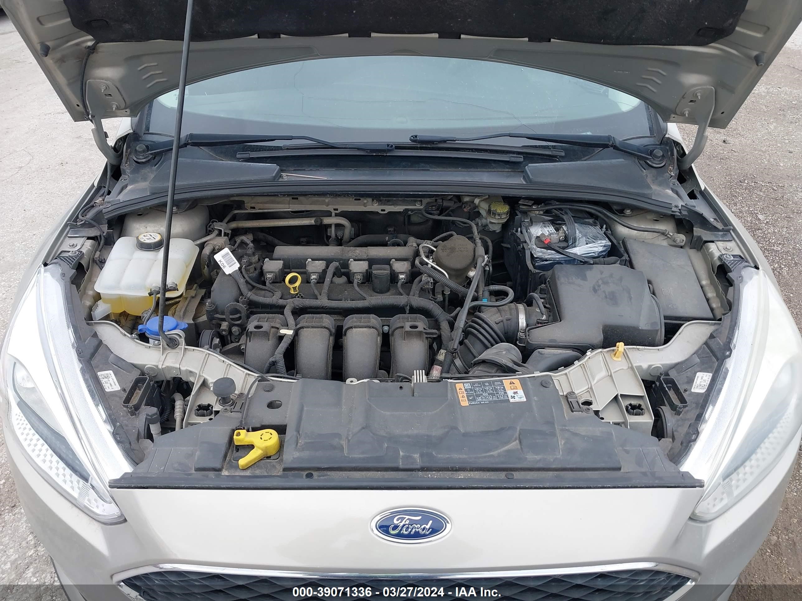 Photo 9 VIN: 1FADP3F21FL255552 - FORD FOCUS 