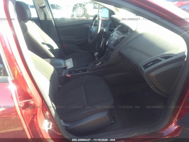 Photo 4 VIN: 1FADP3F21GL251843 - FORD FOCUS 