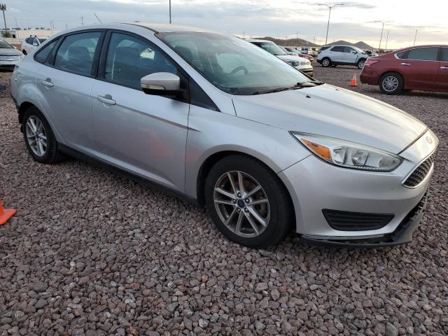 Photo 3 VIN: 1FADP3F21HL217998 - FORD FOCUS SE 