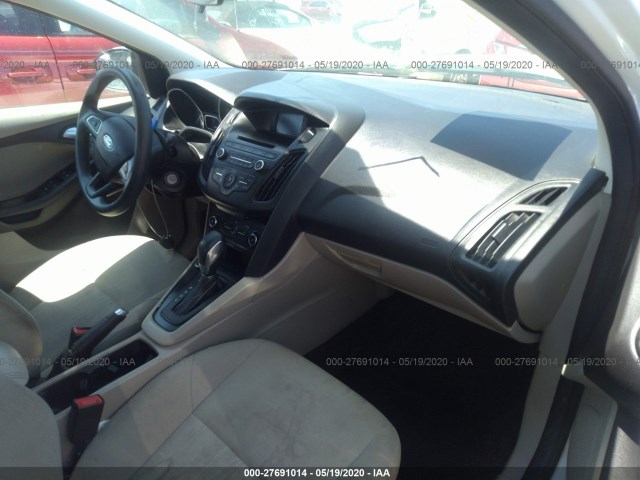 Photo 4 VIN: 1FADP3F21HL232162 - FORD FOCUS 