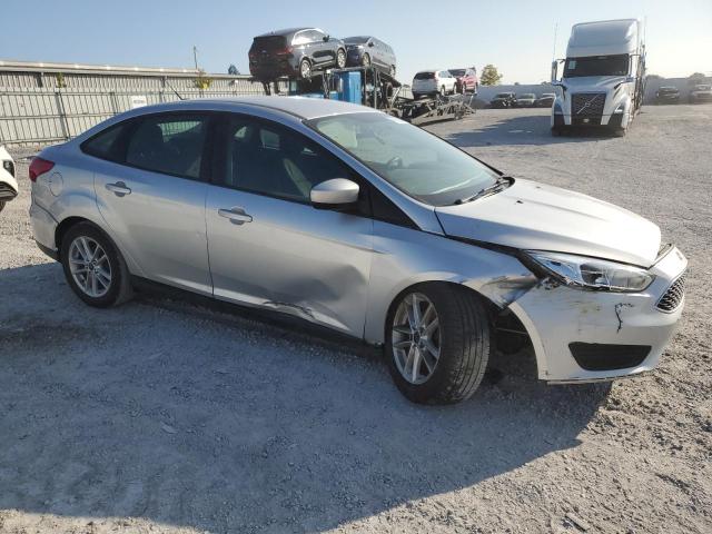 Photo 3 VIN: 1FADP3F21JL310235 - FORD FOCUS SE 