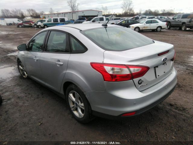 Photo 2 VIN: 1FADP3F22DL109626 - FORD FOCUS 