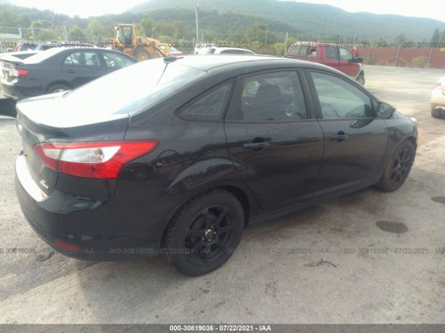 Photo 3 VIN: 1FADP3F22DL123896 - FORD FOCUS 