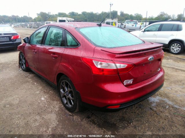 Photo 2 VIN: 1FADP3F22DL133599 - FORD FOCUS 