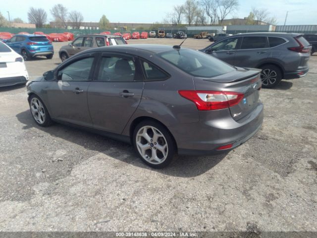 Photo 2 VIN: 1FADP3F22DL136938 - FORD FOCUS 