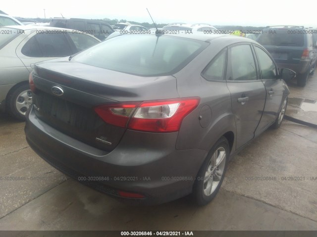 Photo 3 VIN: 1FADP3F22DL151388 - FORD FOCUS 