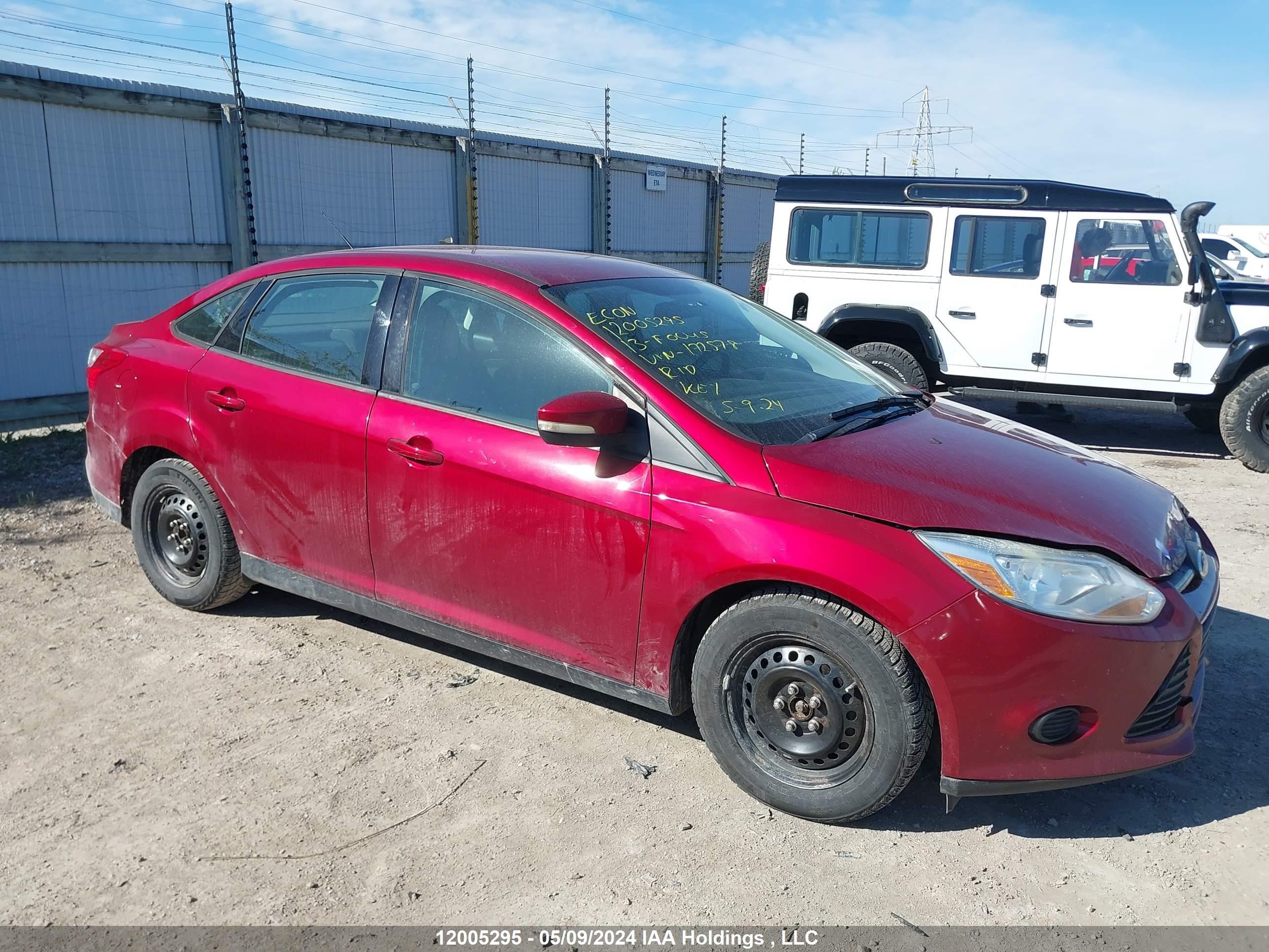 Photo 12 VIN: 1FADP3F22DL172578 - FORD FOCUS 