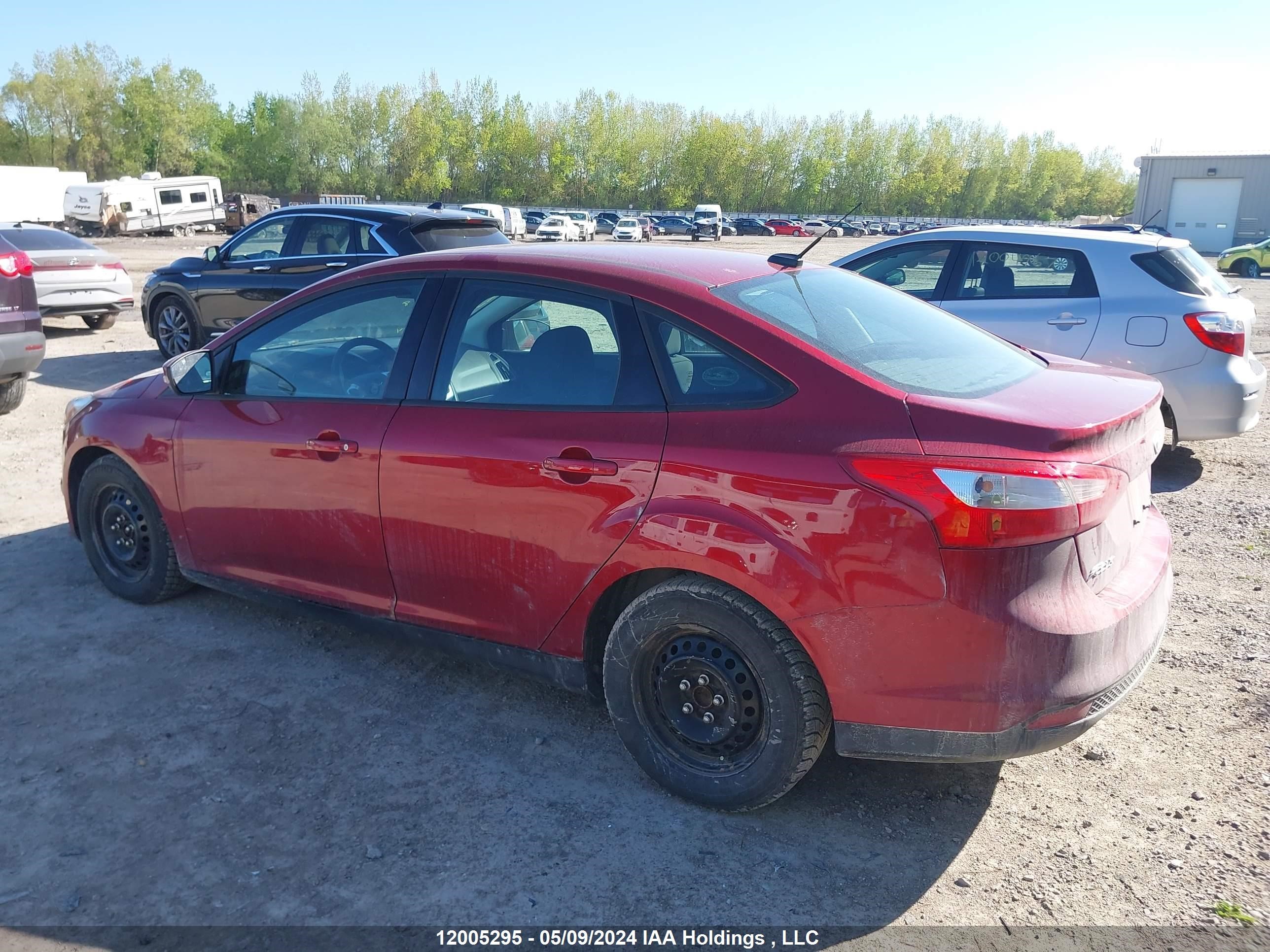 Photo 13 VIN: 1FADP3F22DL172578 - FORD FOCUS 