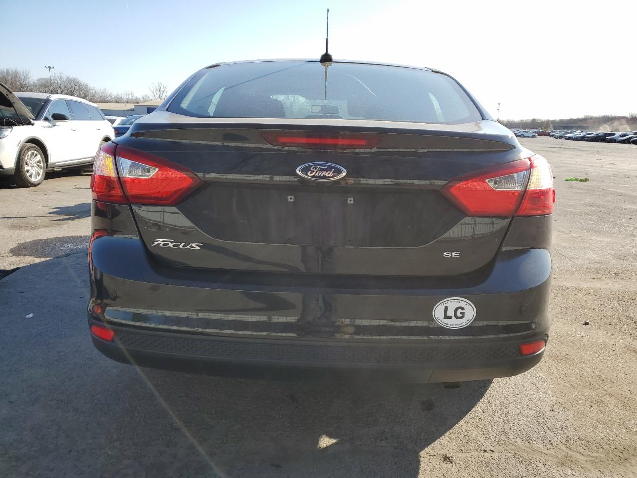 Photo 5 VIN: 1FADP3F22DL186402 - FORD FOCUS 