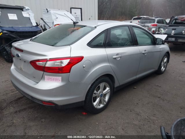 Photo 3 VIN: 1FADP3F22DL224713 - FORD FOCUS 