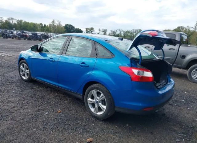 Photo 2 VIN: 1FADP3F22DL300561 - FORD FOCUS 