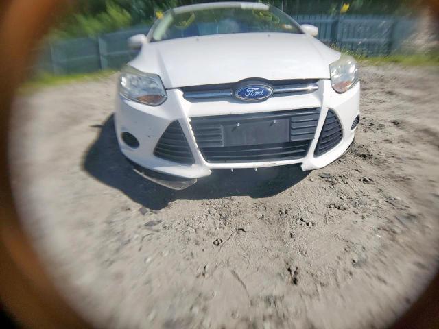 Photo 8 VIN: 1FADP3F22DL308126 - FORD FOCUS SE 