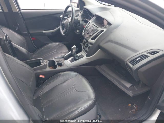 Photo 4 VIN: 1FADP3F22DL320518 - FORD FOCUS 