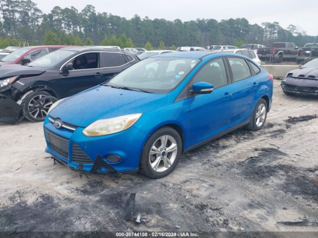 Photo 1 VIN: 1FADP3F22DL327095 - FORD FOCUS 