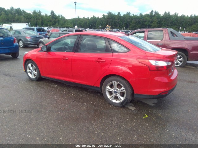 Photo 2 VIN: 1FADP3F22DL330031 - FORD FOCUS 