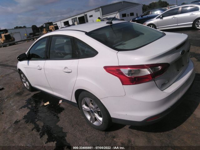 Photo 2 VIN: 1FADP3F22DL330661 - FORD FOCUS 