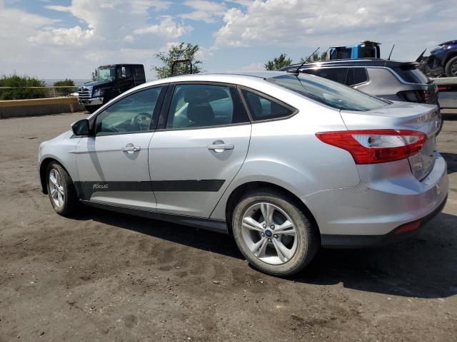 Photo 1 VIN: 1FADP3F22DL352420 - FORD FOCUS 