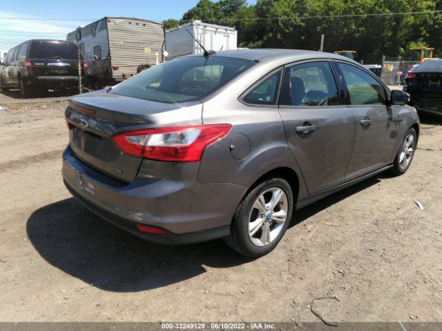 Photo 3 VIN: 1FADP3F22DL358475 - FORD FOCUS 