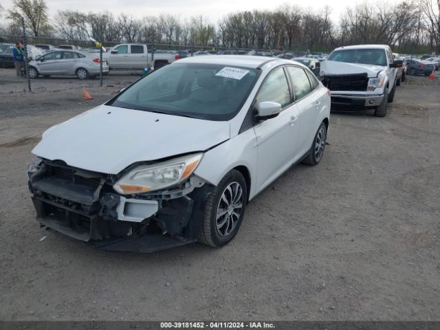 Photo 1 VIN: 1FADP3F22DL364079 - FORD FOCUS 