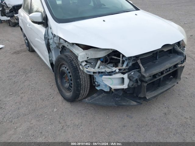 Photo 5 VIN: 1FADP3F22DL364079 - FORD FOCUS 