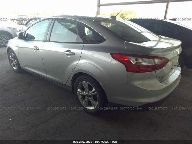 Photo 2 VIN: 1FADP3F22EL109644 - FORD FOCUS 