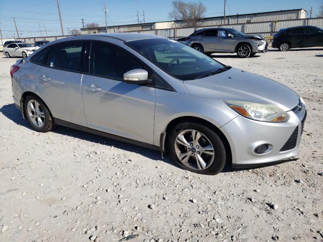 Photo 3 VIN: 1FADP3F22EL126881 - FORD FOCUS SE 