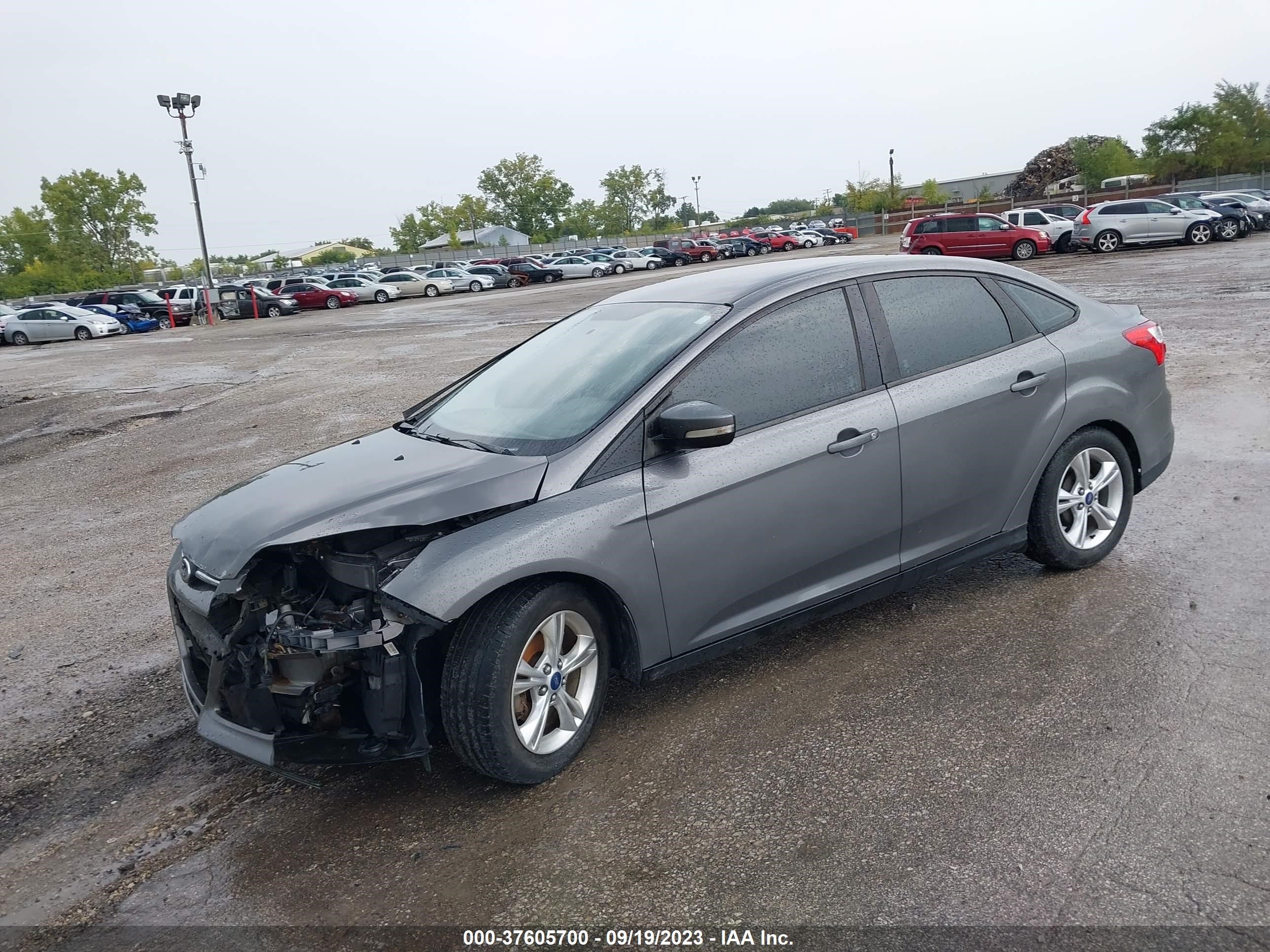 Photo 1 VIN: 1FADP3F22EL147956 - FORD FOCUS 