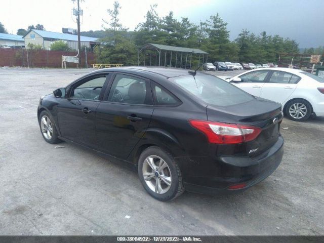 Photo 2 VIN: 1FADP3F22EL159024 - FORD FOCUS 