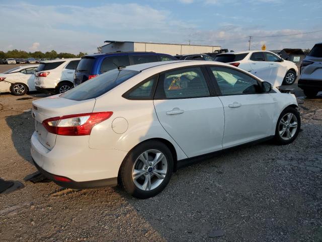 Photo 2 VIN: 1FADP3F22EL174770 - FORD FOCUS SE 