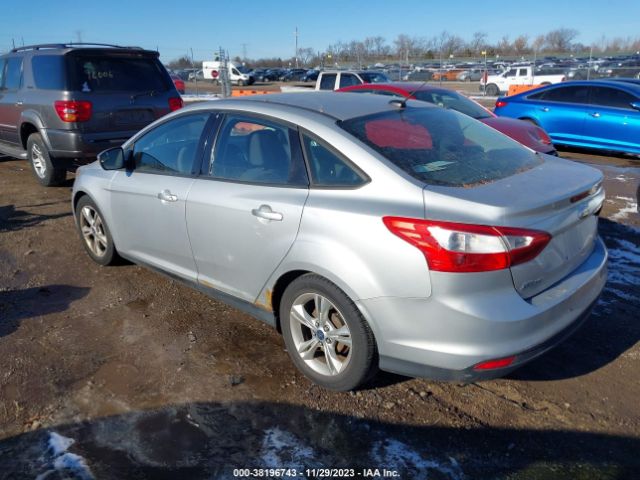 Photo 2 VIN: 1FADP3F22EL188295 - FORD FOCUS 