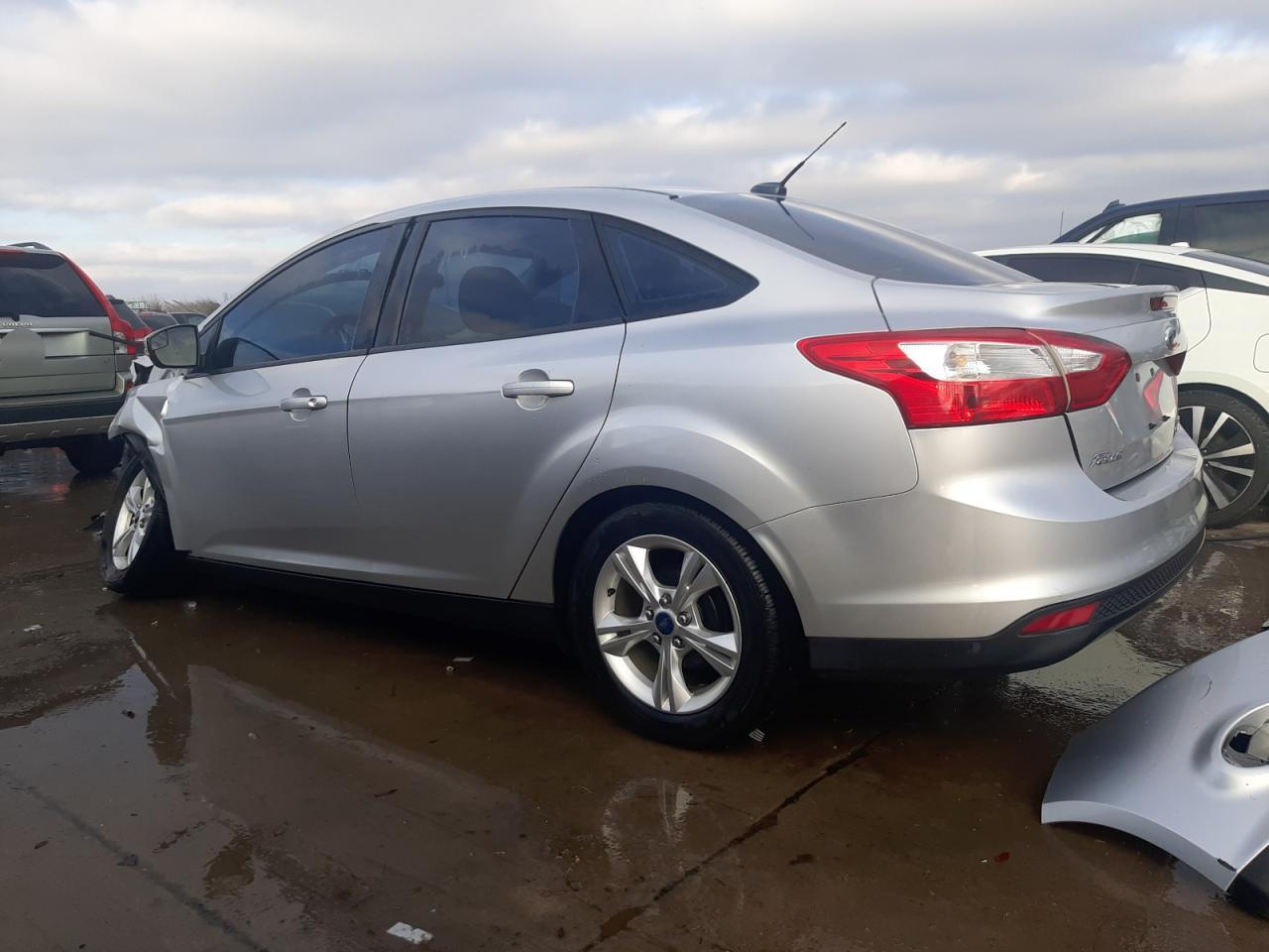 Photo 1 VIN: 1FADP3F22EL207878 - FORD FOCUS 