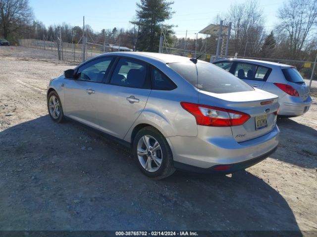 Photo 2 VIN: 1FADP3F22EL233316 - FORD FOCUS 