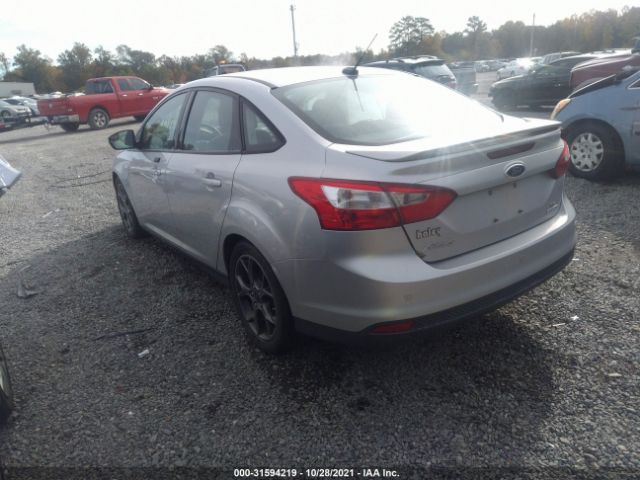 Photo 2 VIN: 1FADP3F22EL316261 - FORD FOCUS 