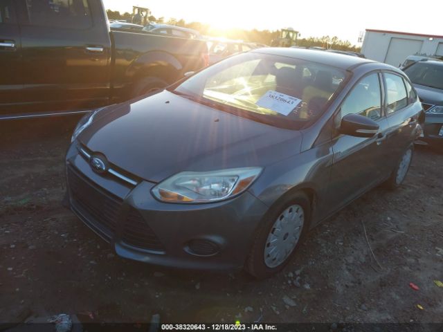 Photo 1 VIN: 1FADP3F22EL351527 - FORD FOCUS 