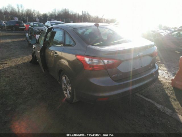 Photo 2 VIN: 1FADP3F22EL386455 - FORD FOCUS 