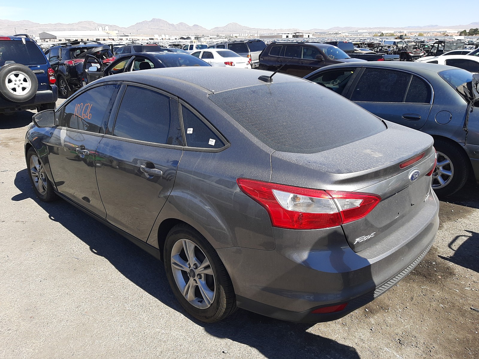 Photo 2 VIN: 1FADP3F22EL391445 - FORD FOCUS SE 