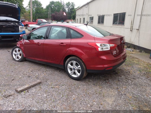 Photo 2 VIN: 1FADP3F22EL438621 - FORD FOCUS 